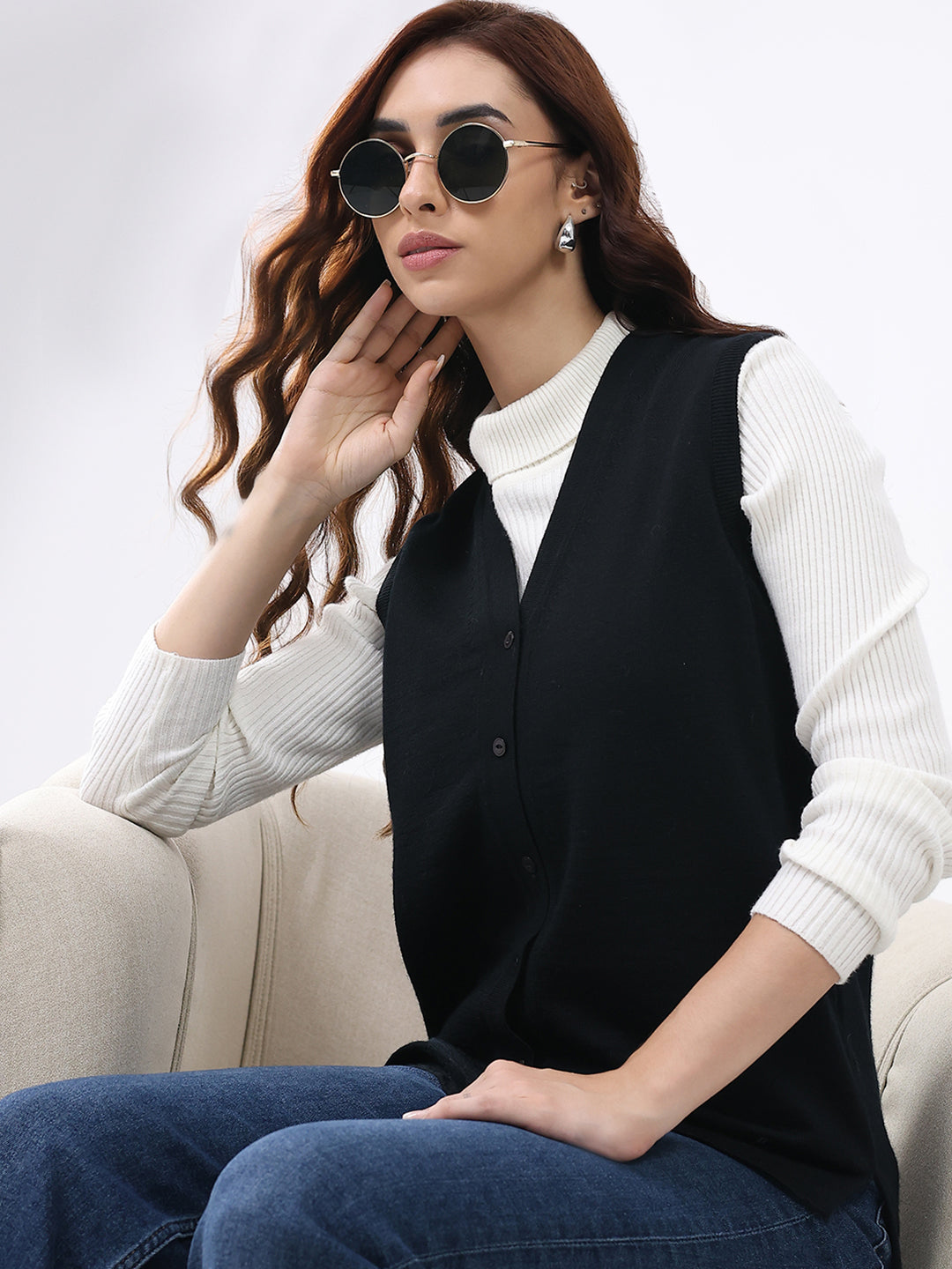 Luxuria Women Black Solid V Neck Sleeveless Cardigan