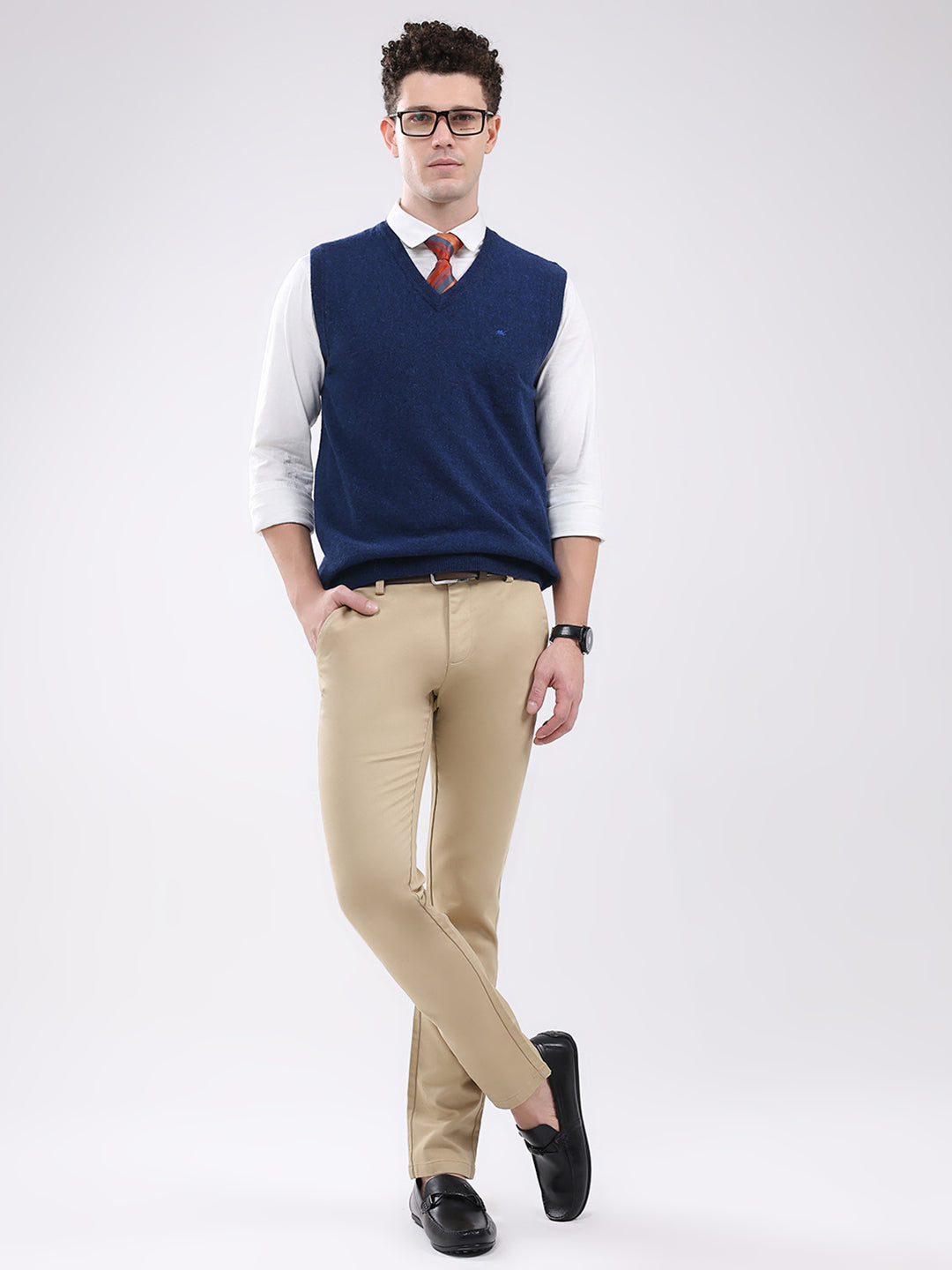 Men Blue Solid V Neck Sleeveless Sweater