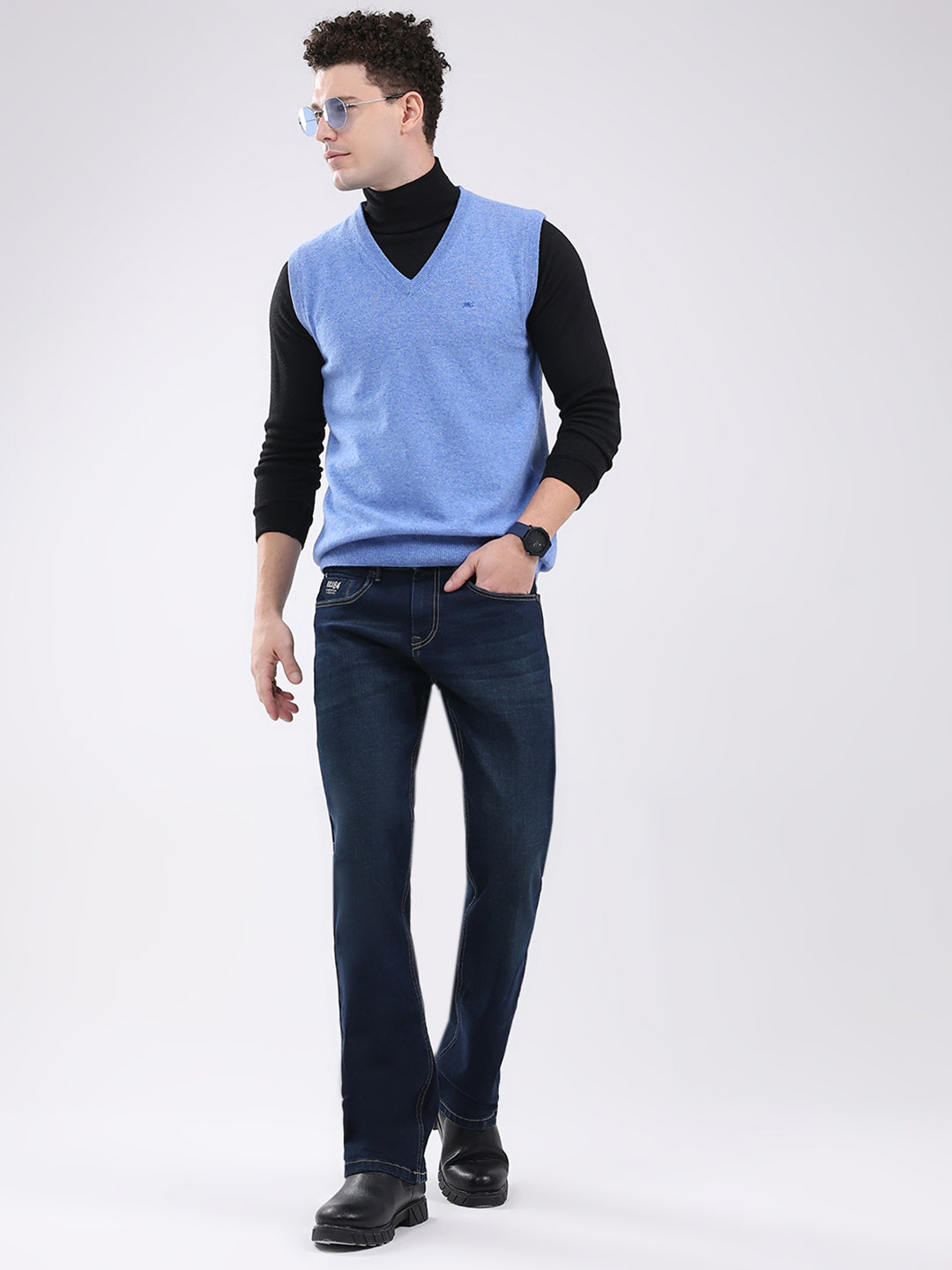 Men Blue Solid V Neck Sleeveless Sweater