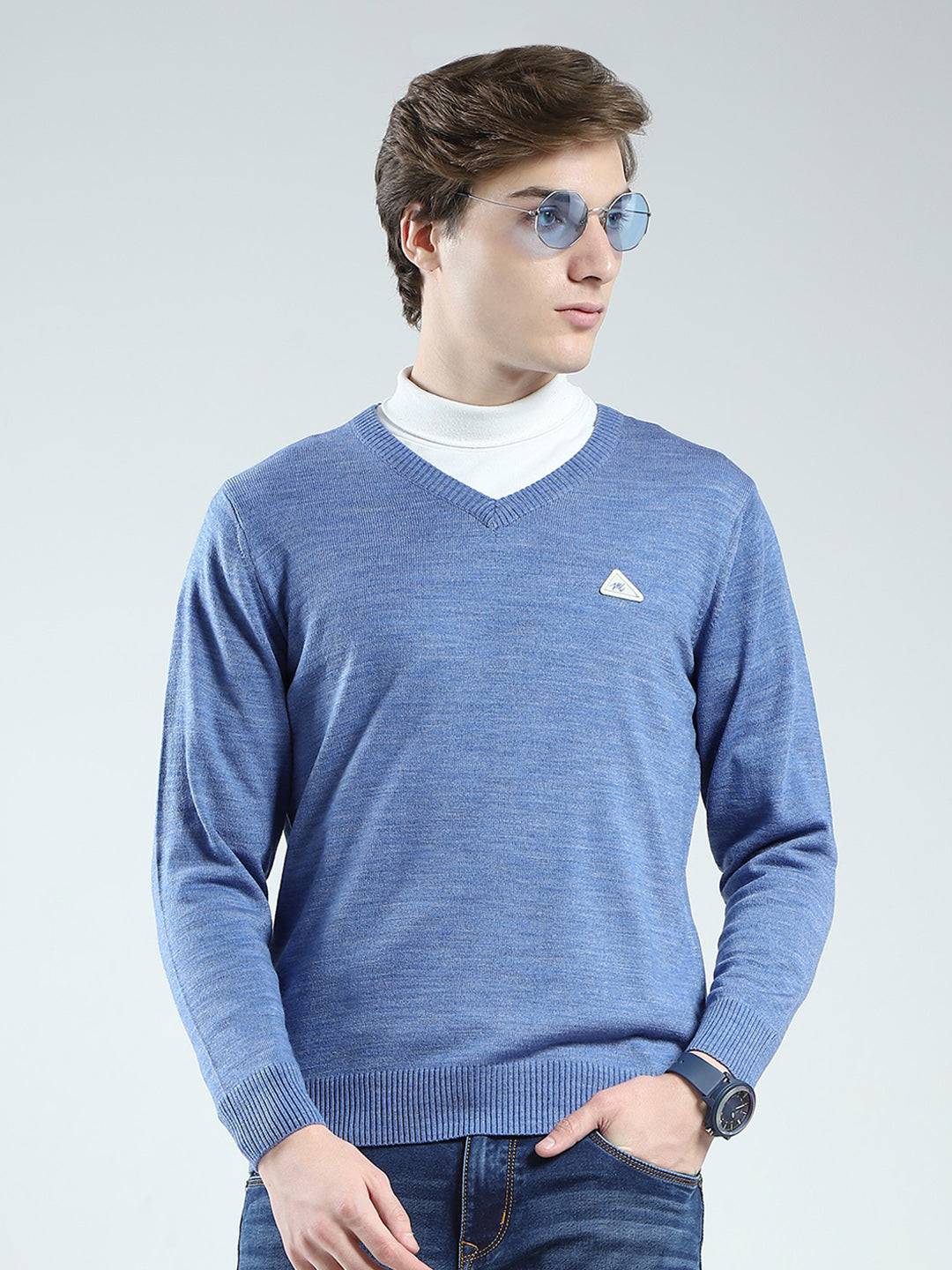 Men Blue Solid V Neck Full Sleeve Pullover