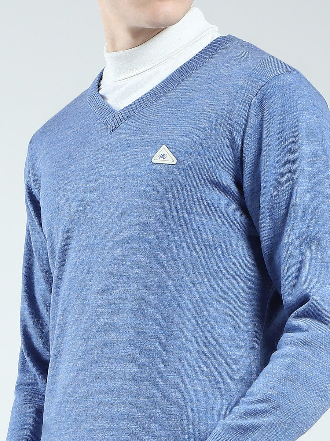 Men Blue Solid V Neck Full Sleeve Pullover
