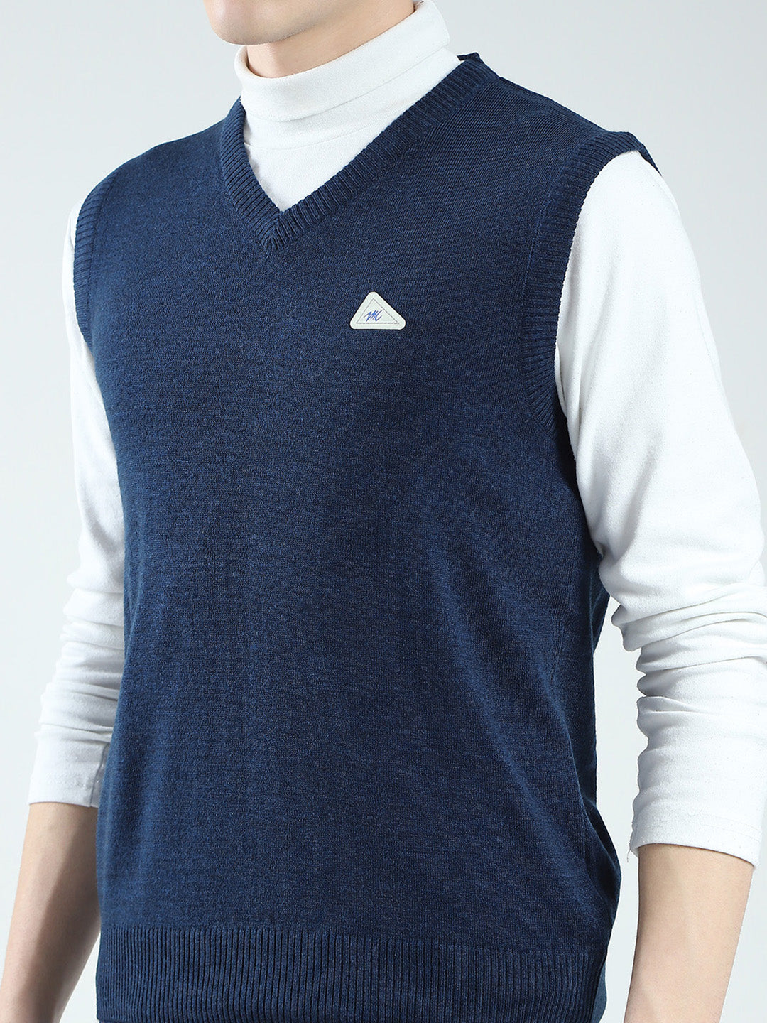Men Blue Solid V Neck Sleeveless Sweater