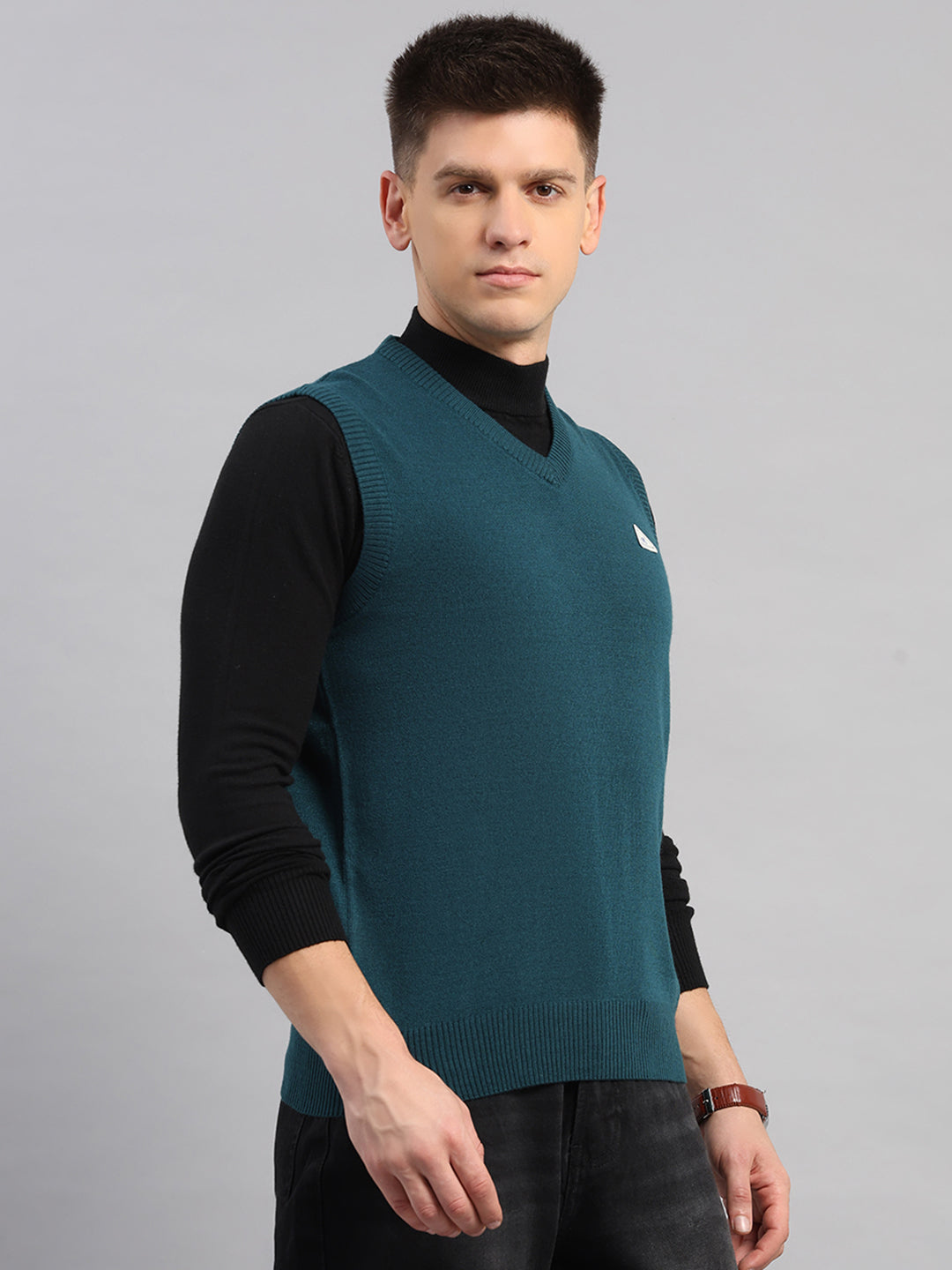 Men Teal Blue Solid V Neck Sleeveless Sweater