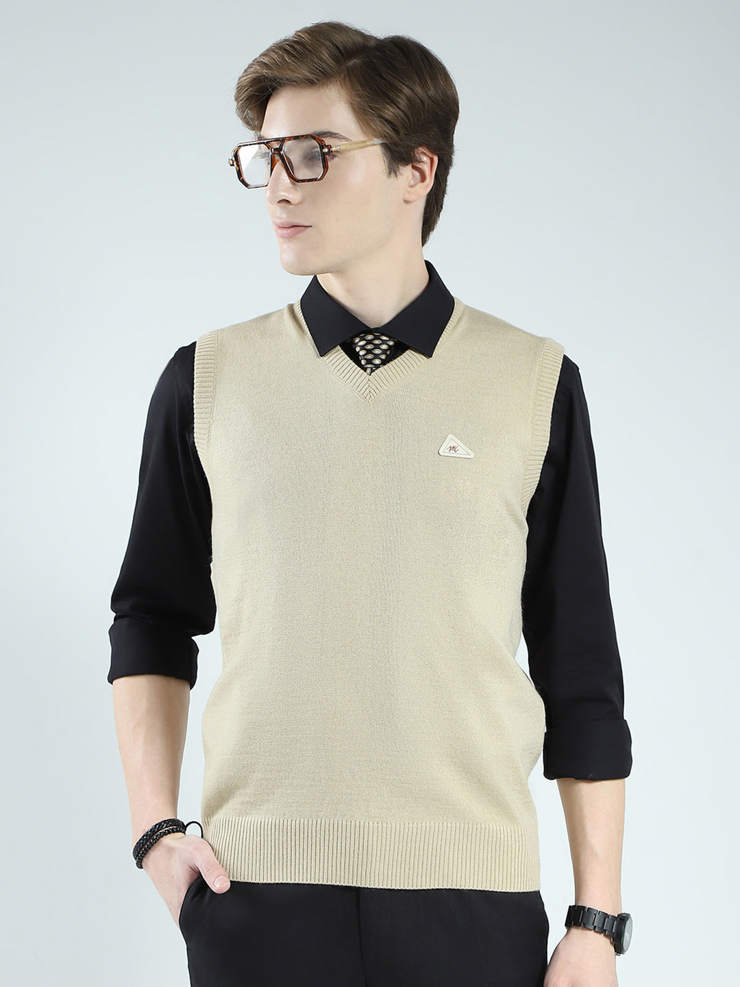 Men Tan Solid V Neck Sleeveless Sweater