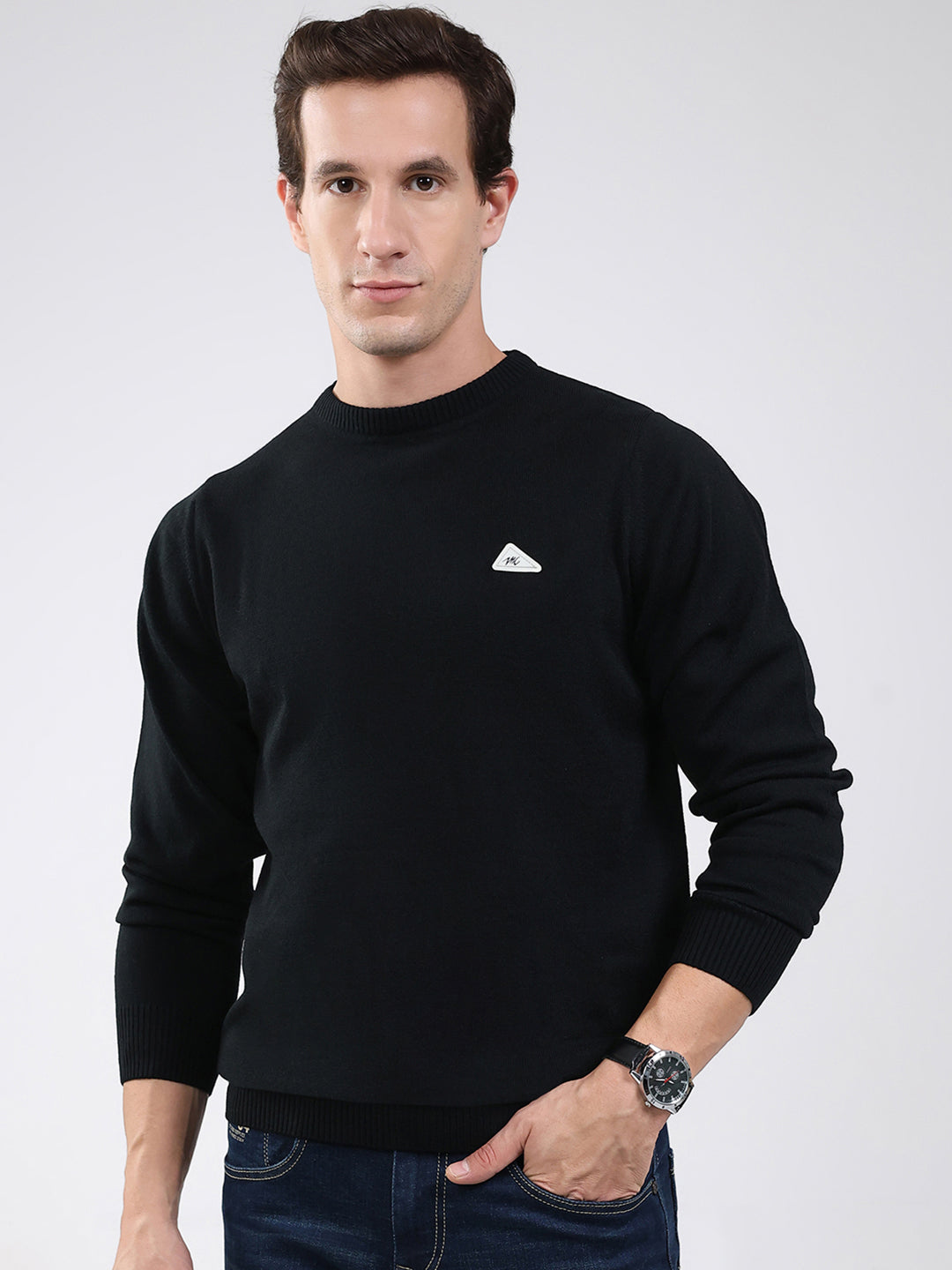Men Black Solid Round Neck Full Sleeve Pullover