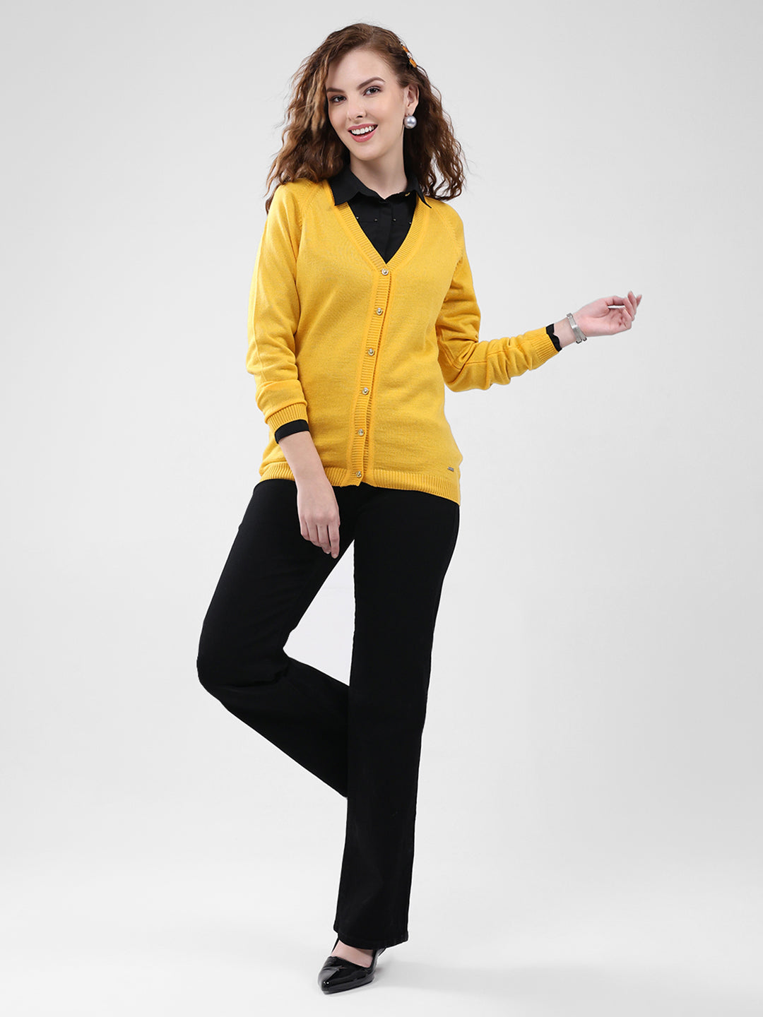 Women Yellow Solid V Neck Full Sleeve Cardigan