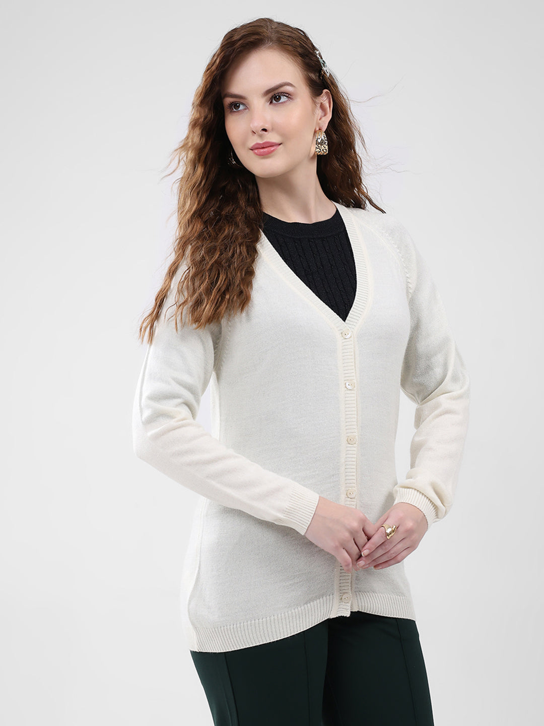 Women Cream Solid V Neck Full Sleeve Cardigan