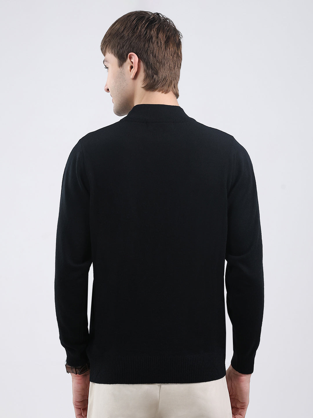 Men Black Solid Turtle Neck Full Sleeve Pullover