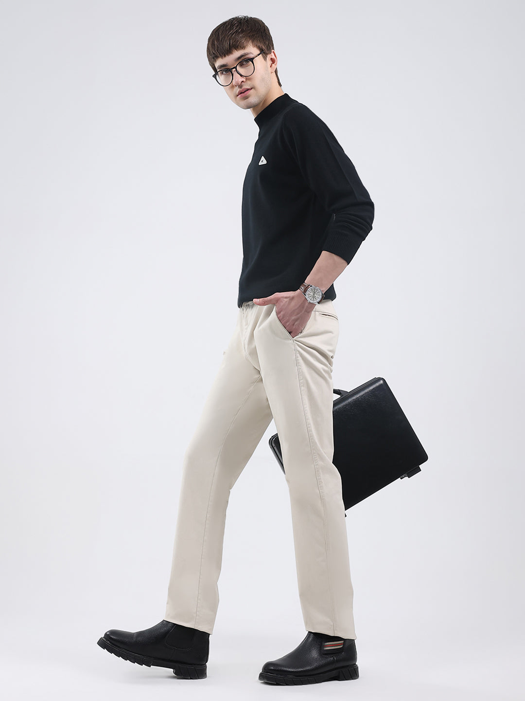 Men Black Solid Turtle Neck Full Sleeve Pullover