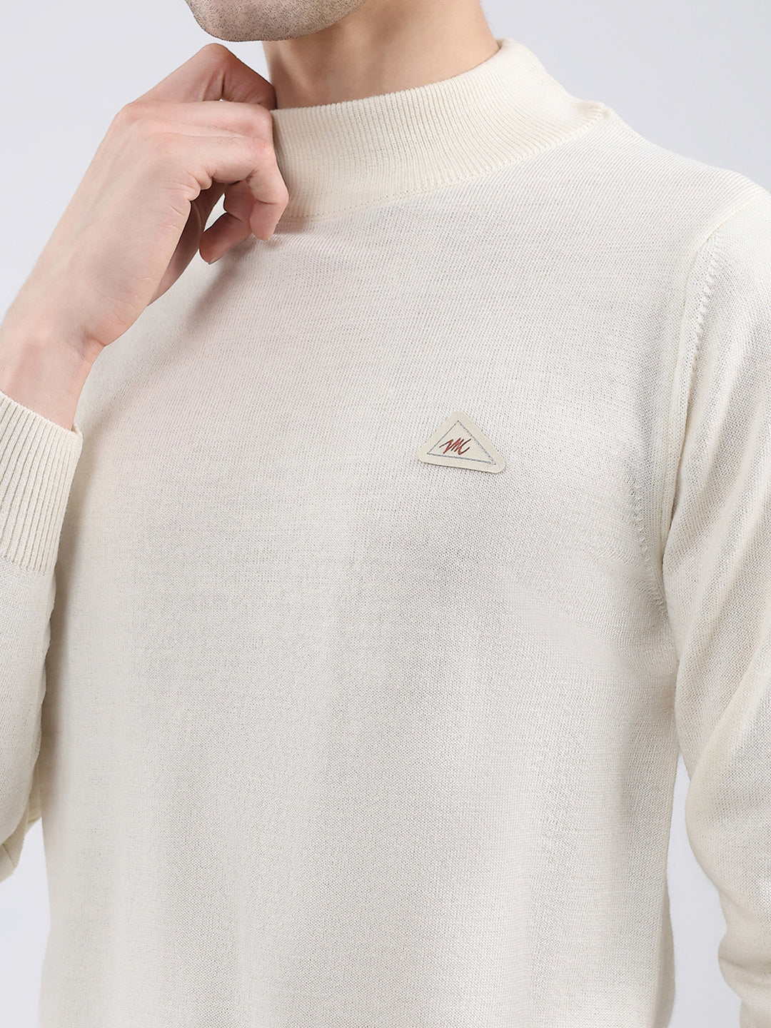Men Cream Solid Turtle Neck Full Sleeve Pullover
