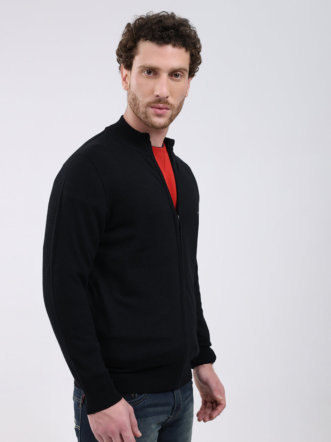 Men Black Solid Mock Neck Full Sleeve Pullover