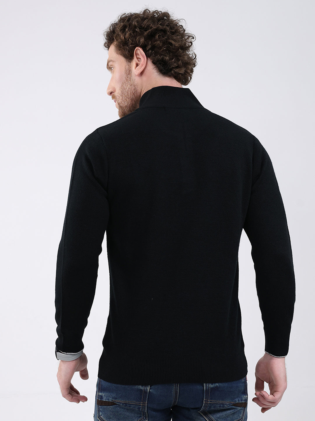 Men Black Solid Mock Neck Full Sleeve Pullover