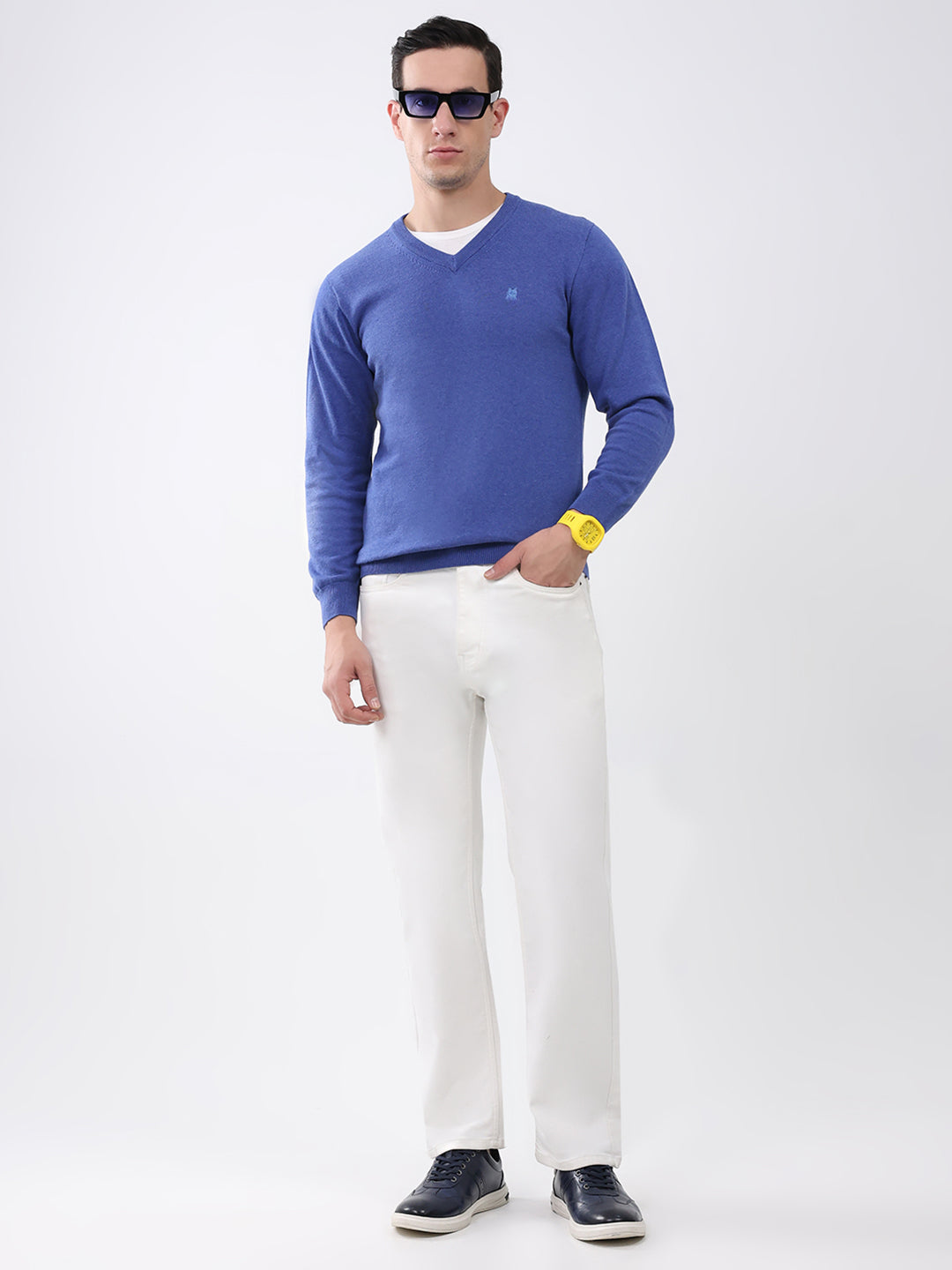 Men Blue Solid V Neck Full Sleeve Pullover