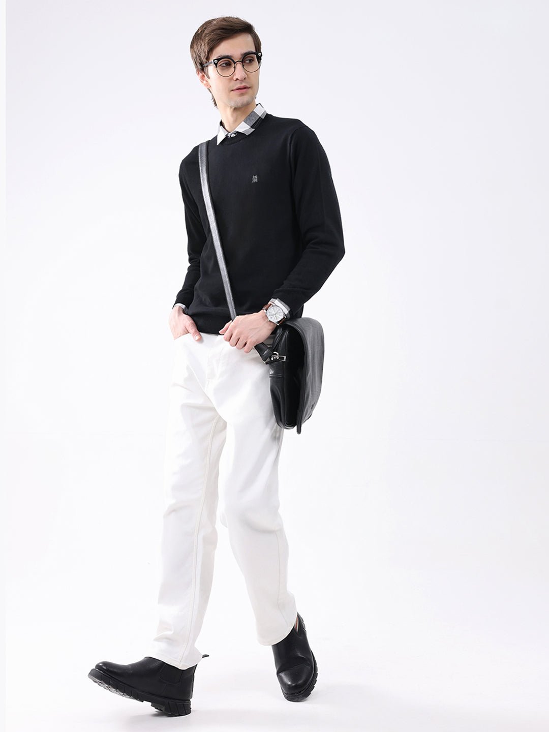 Men Black Solid Round Neck Full Sleeve Pullover