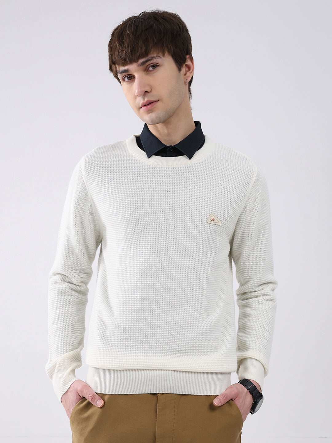 Men White Solid Round Neck Full Sleeve Pullover