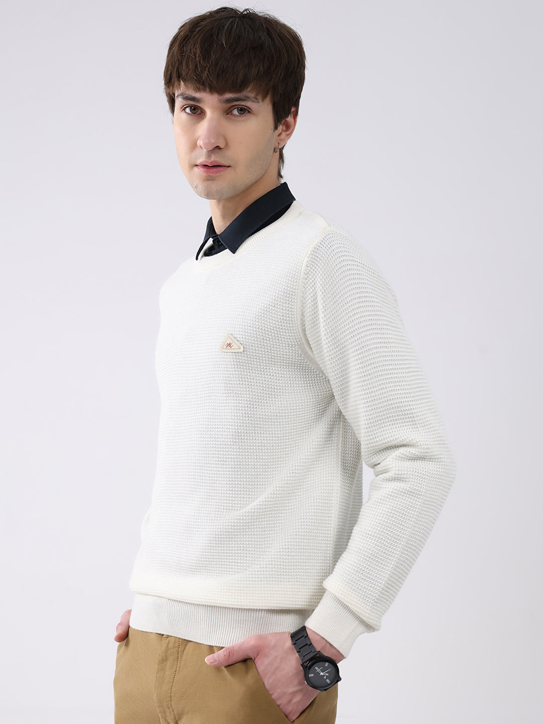 Men White Solid Round Neck Full Sleeve Pullover
