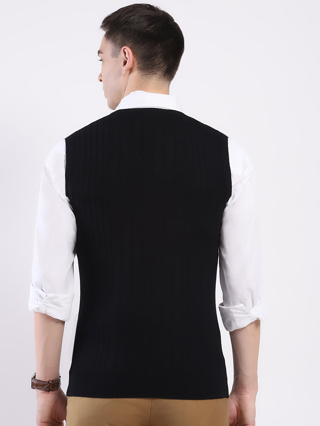 Men Black Solid V Neck Sleeveless Sweater