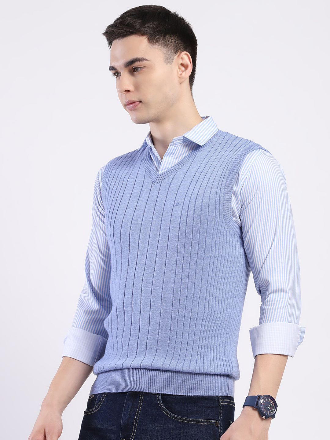 Men Blue Solid V Neck Sleeveless Sweater