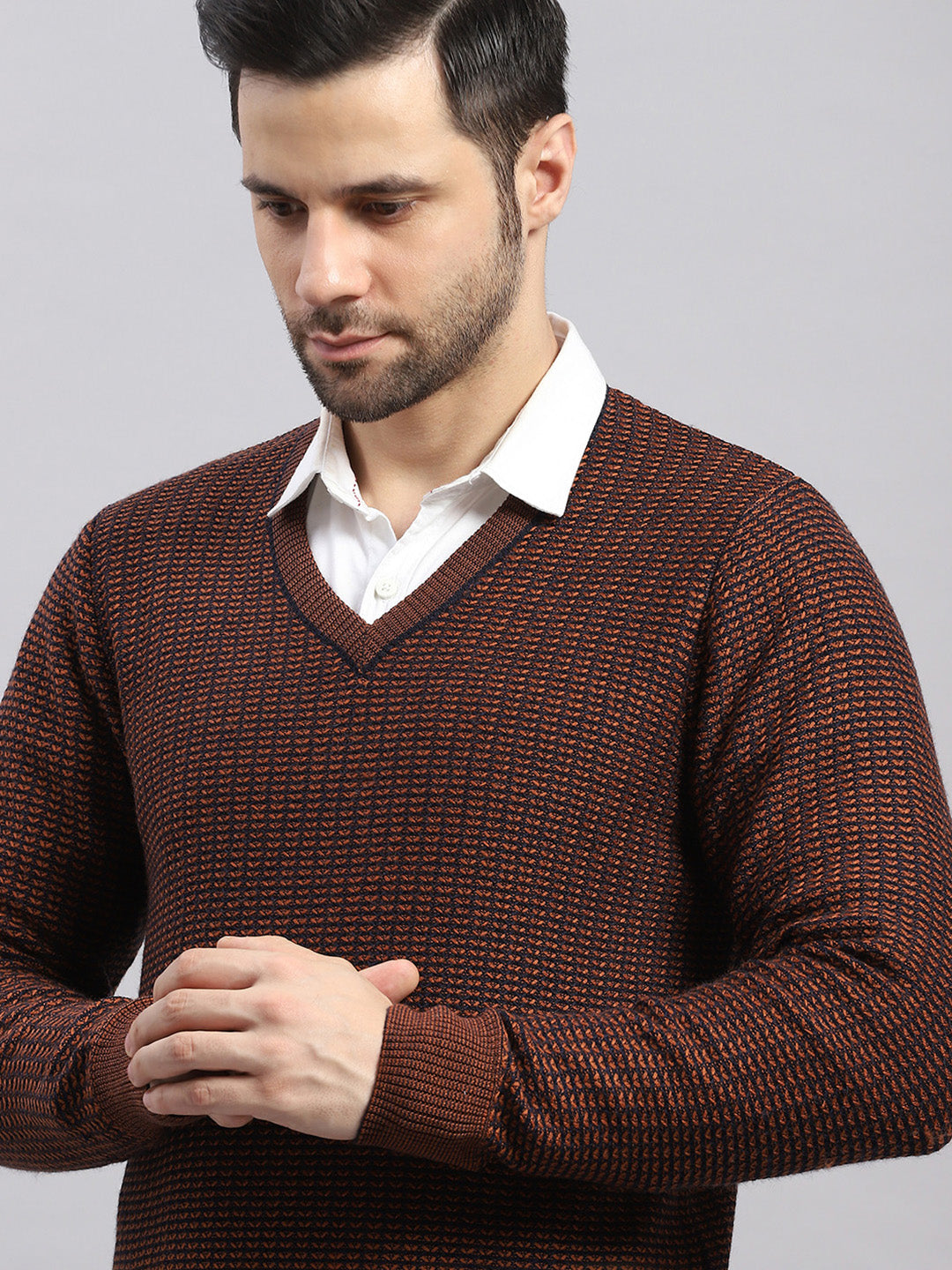 Luxuria Men Rust Printed V Neck Full Sleeve Pullover