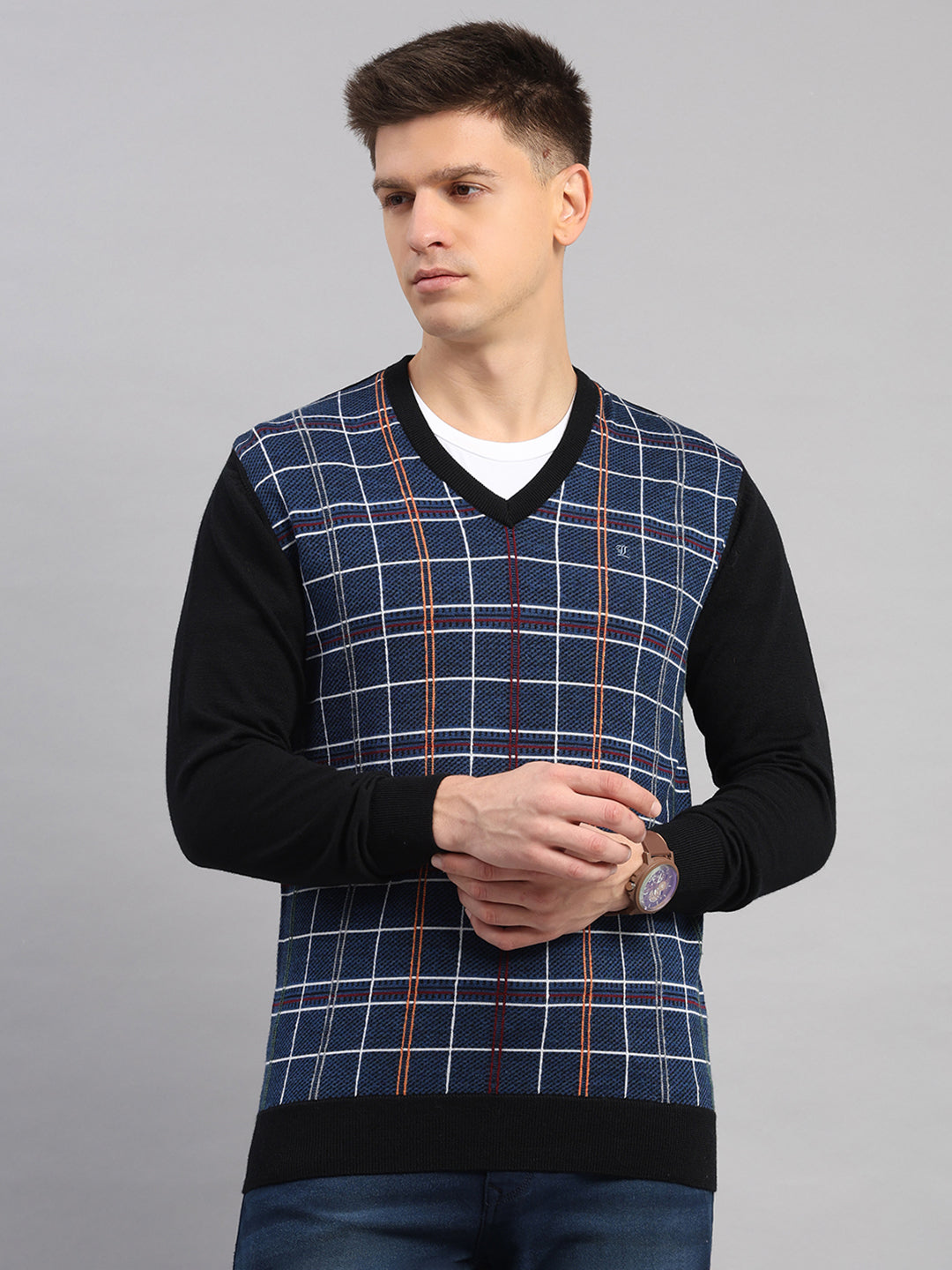 Luxuria Men Black Printed V Neck Full Sleeve Pullover