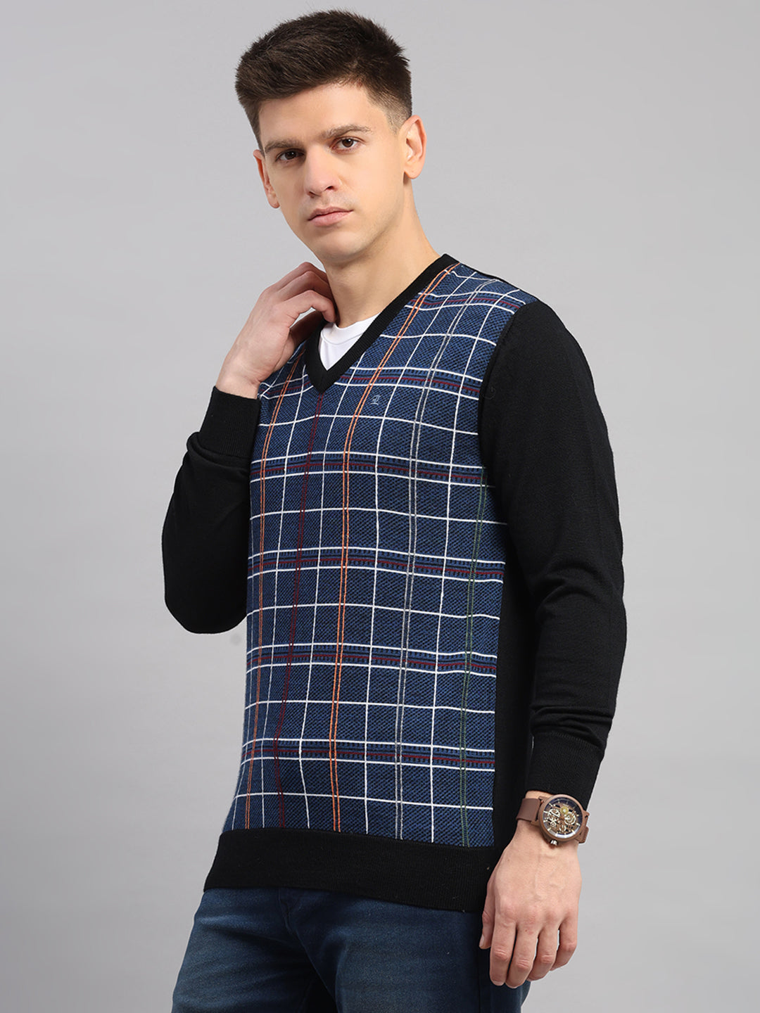 Luxuria Men Black Printed V Neck Full Sleeve Pullover