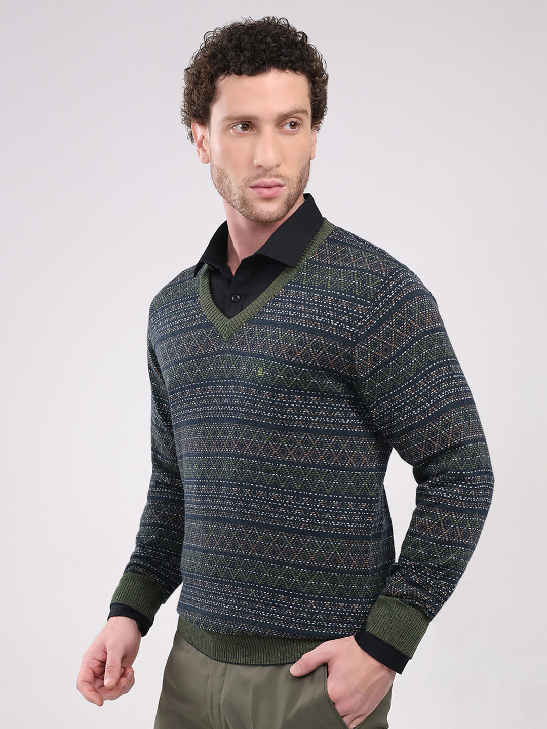 Luxuria Men Green Printed V Neck Full Sleeve Pullover