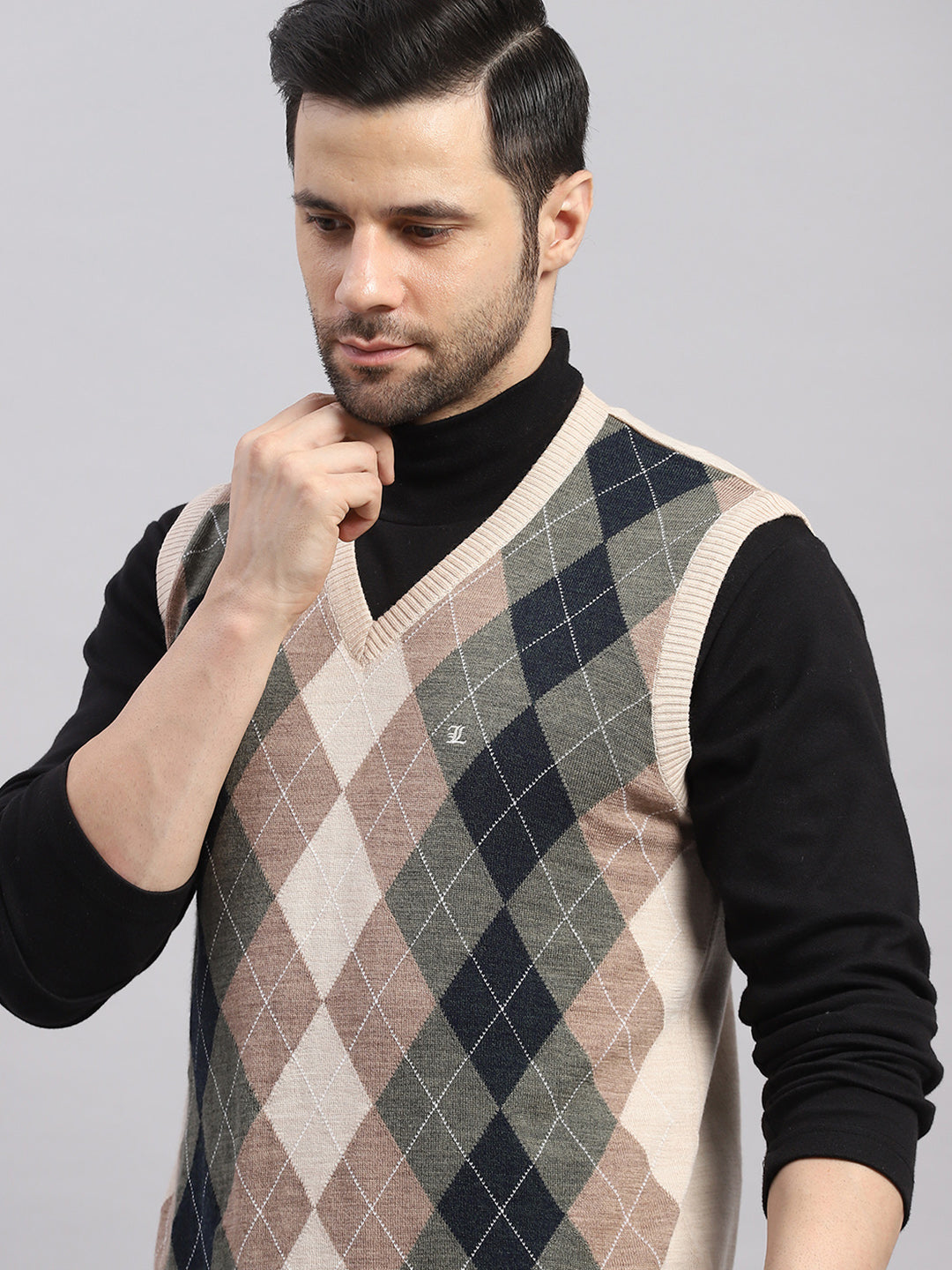 Luxuria Men Beige Printed V Neck Sleeveless Sweater