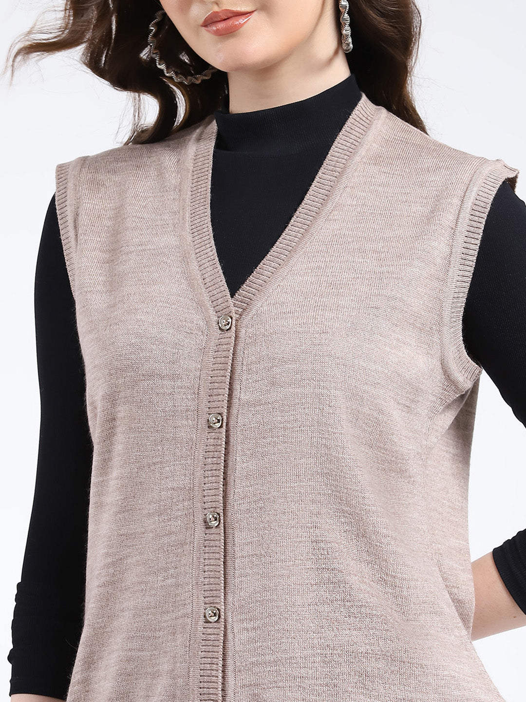 Women Beige Solid V Neck Sleeveless Cardigan