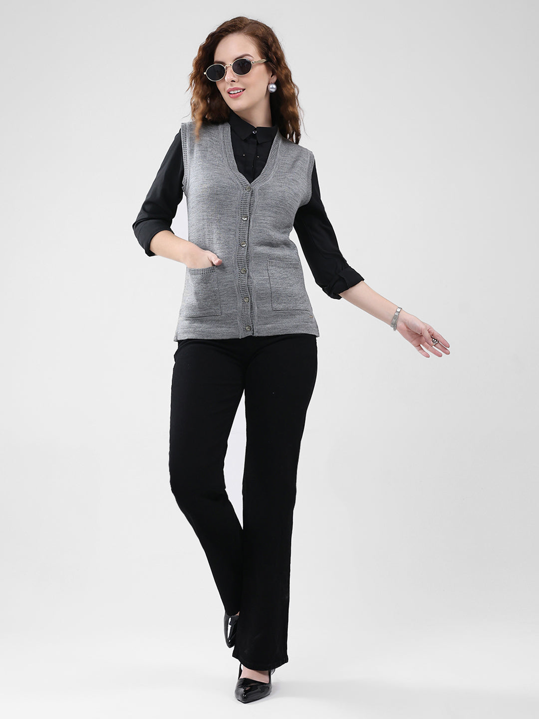Women Grey Solid V Neck Sleeveless Cardigan