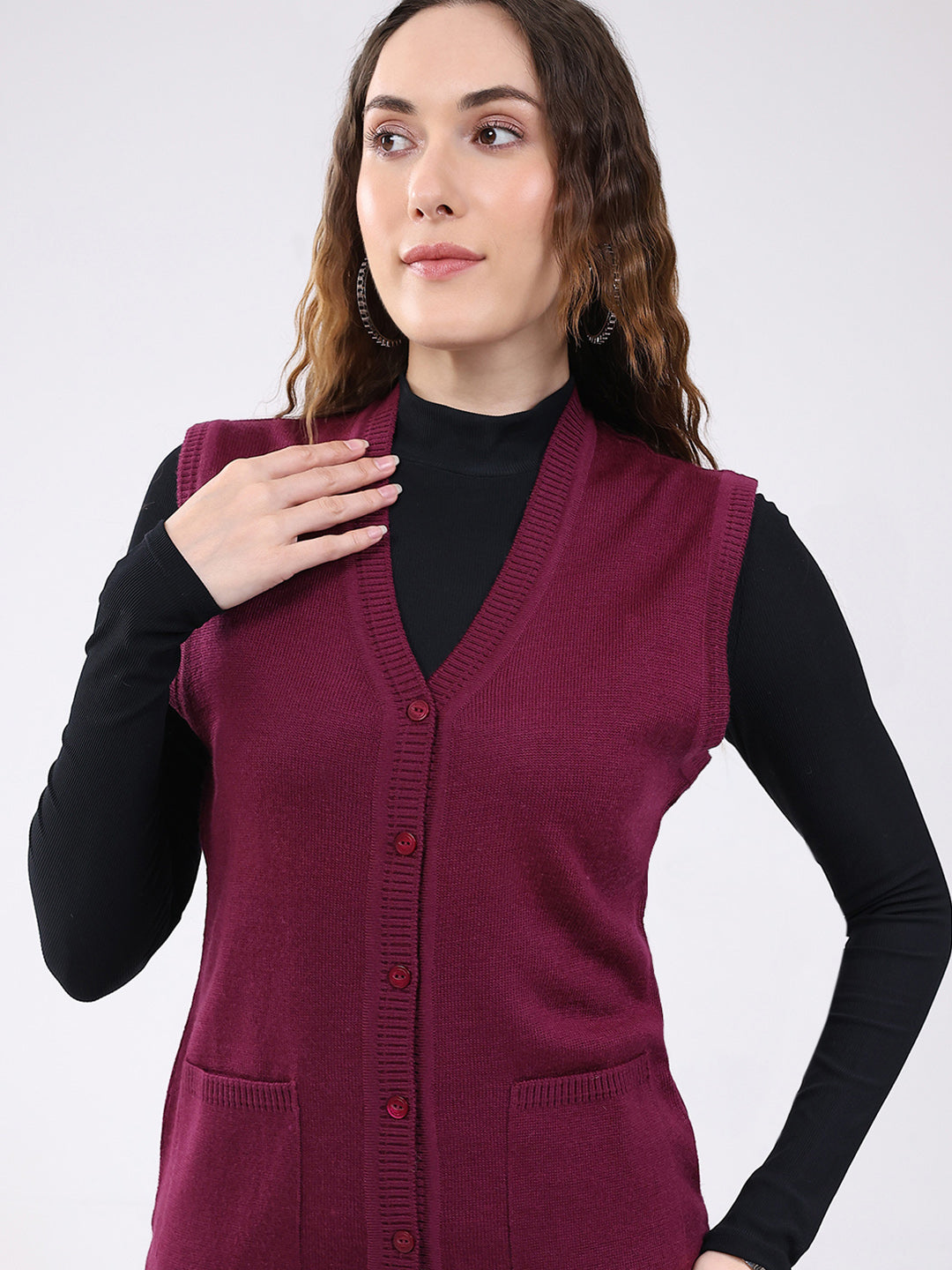 Women Maroon Solid V Neck Sleeveless Cardigan