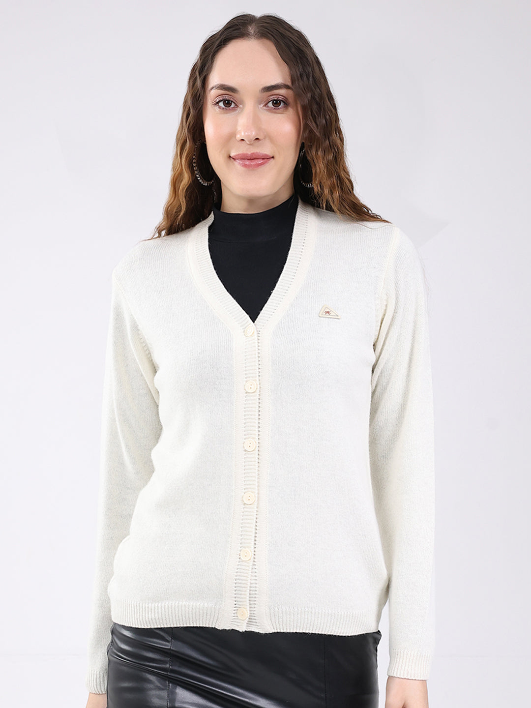 Women Off White Solid V Neck Full Sleeve Cardigan