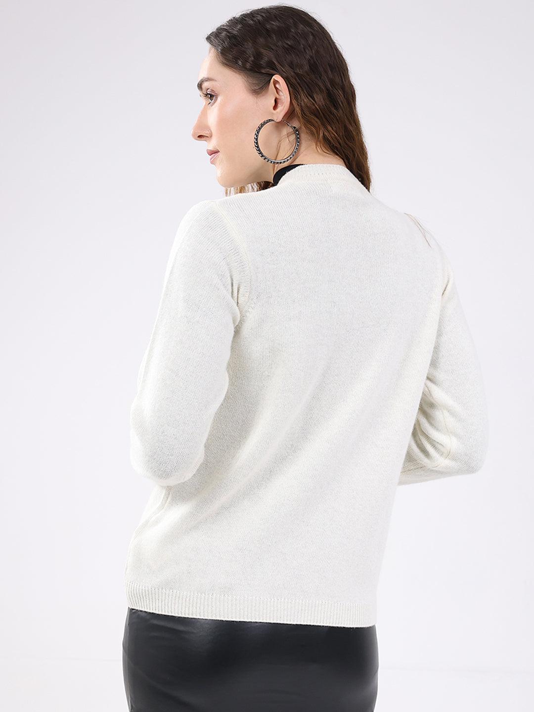 Women Off White Solid V Neck Full Sleeve Cardigan