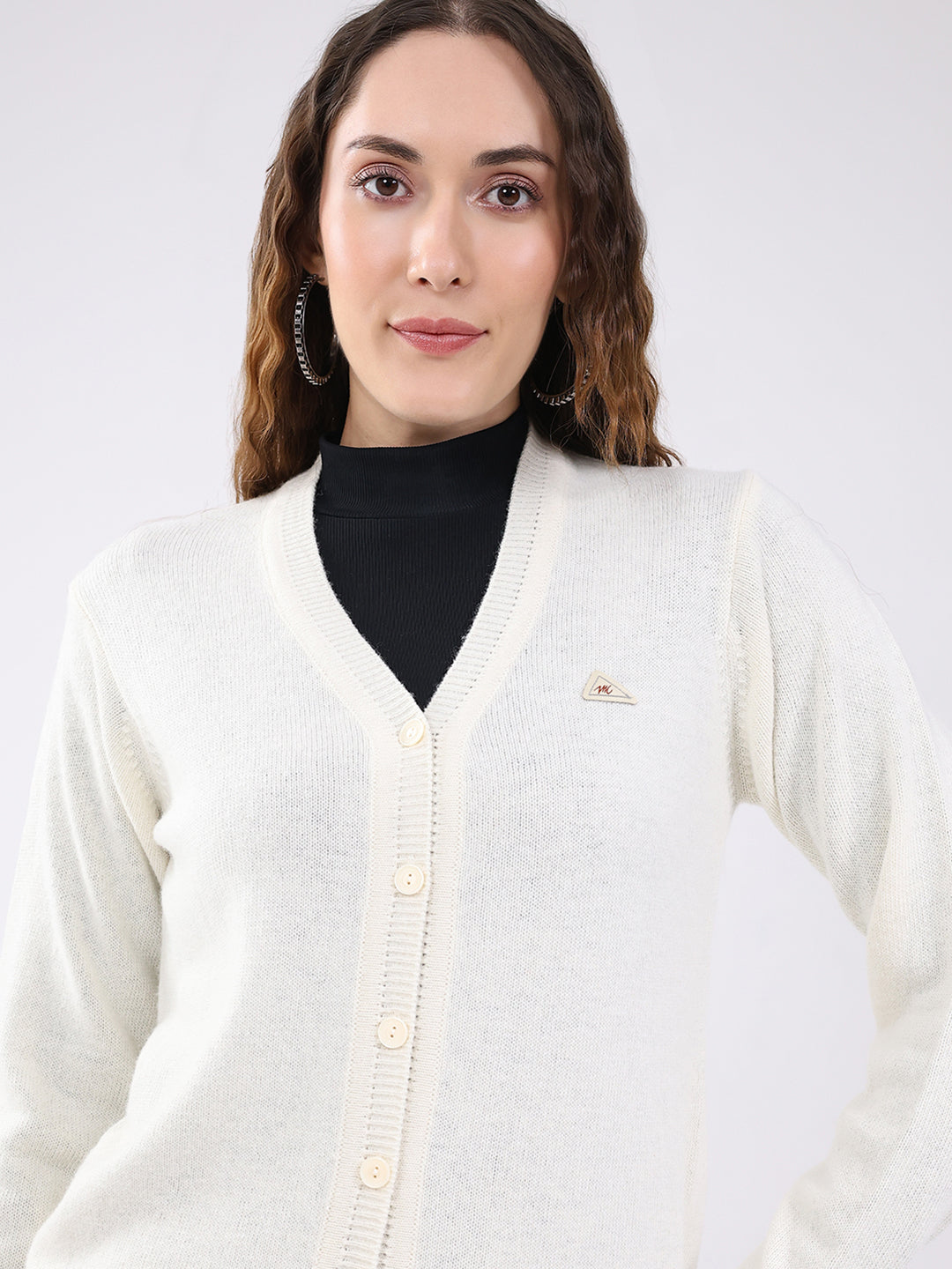 Women Off White Solid V Neck Full Sleeve Cardigan