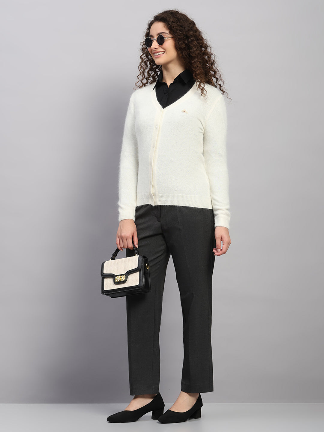 Women Off White Solid V Neck Full Sleeve Cardigan