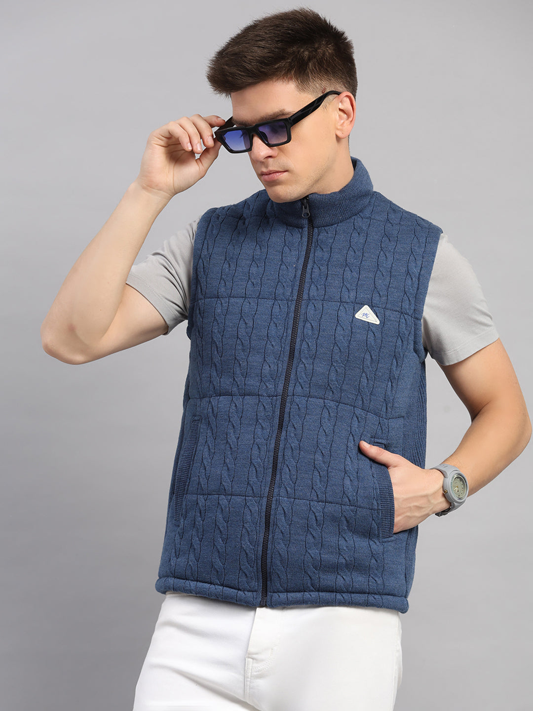 Men Blue Self Design Round Neck Sleeveless Jacket