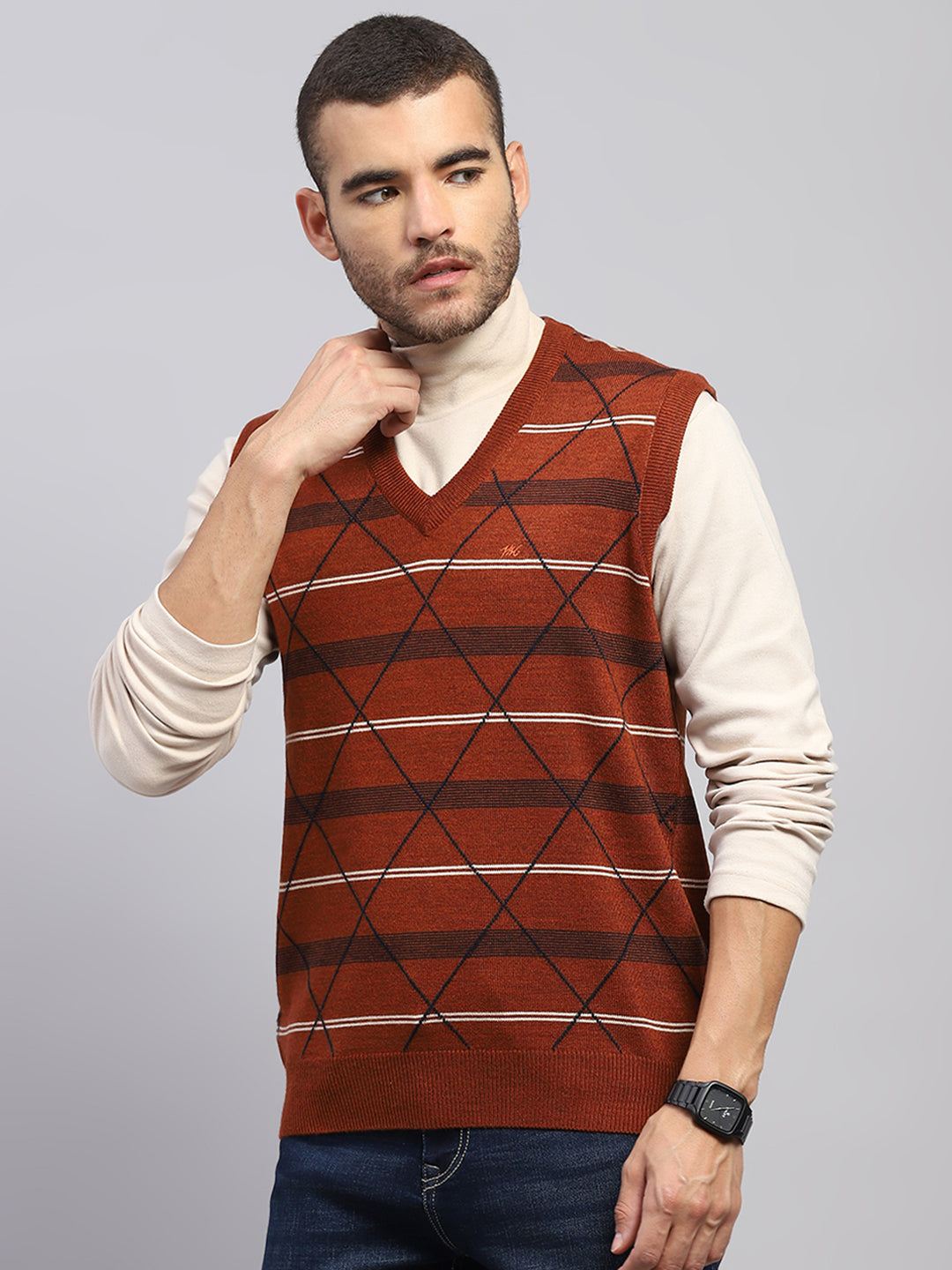 Men Multicolor Printed V Neck Sleeveless Sweater