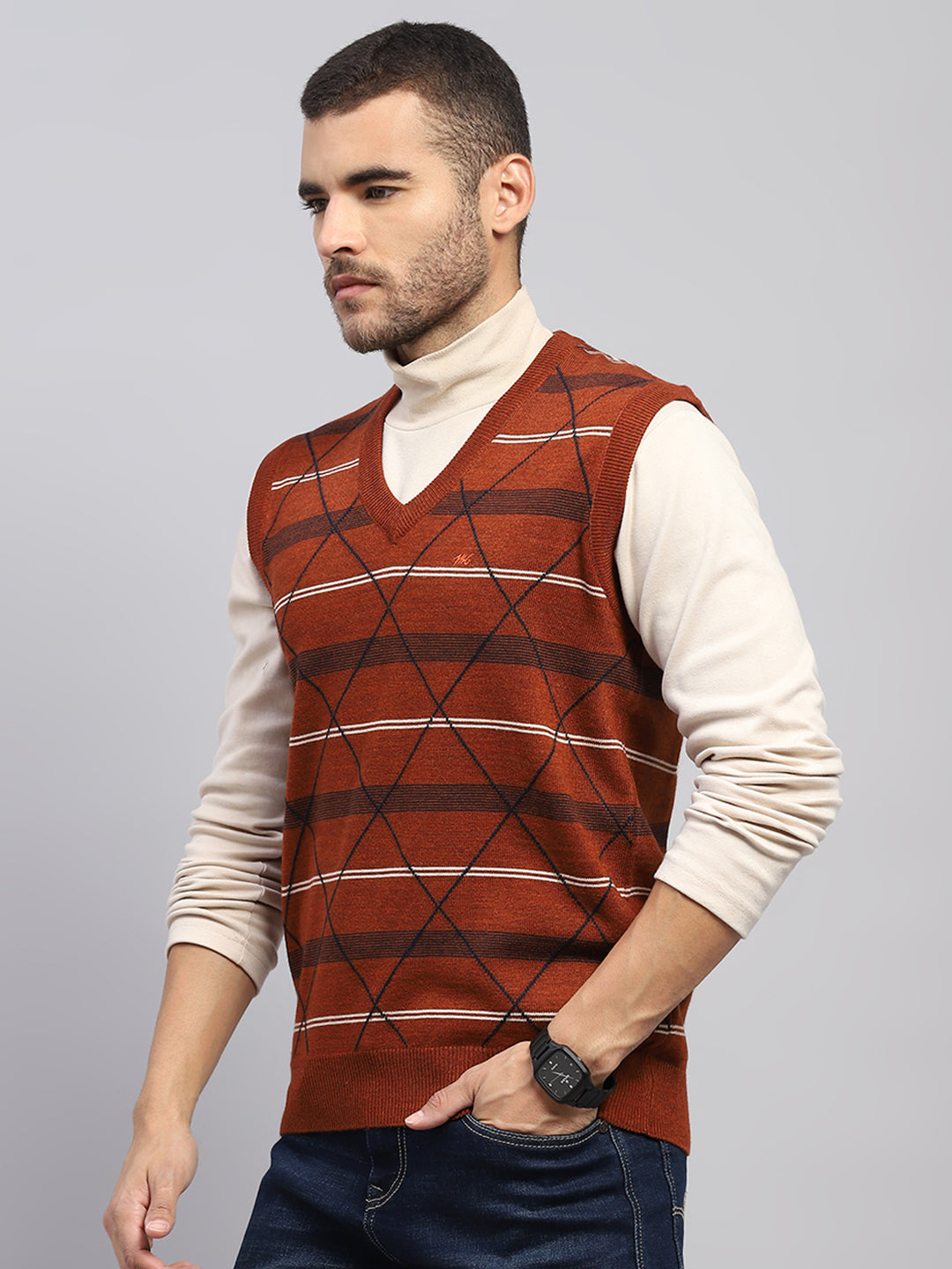 Men Multicolor Printed V Neck Sleeveless Sweater