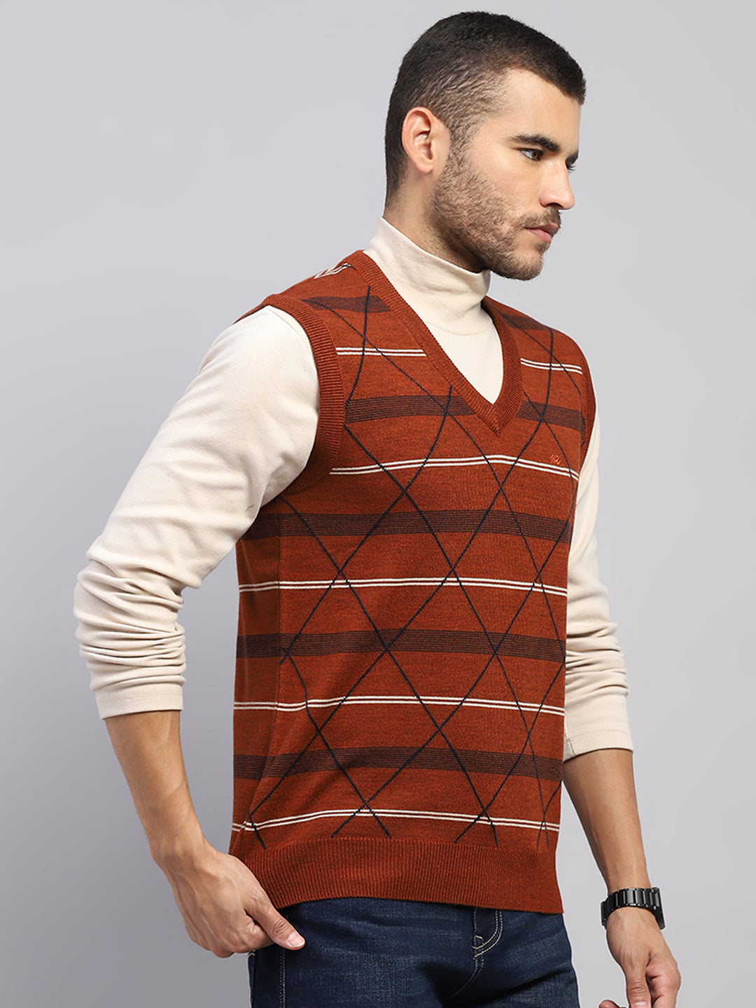 Men Multicolor Printed V Neck Sleeveless Sweater
