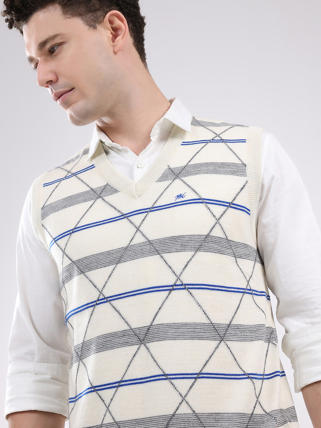 Men Cream Printed V Neck Sleeveless Sweater