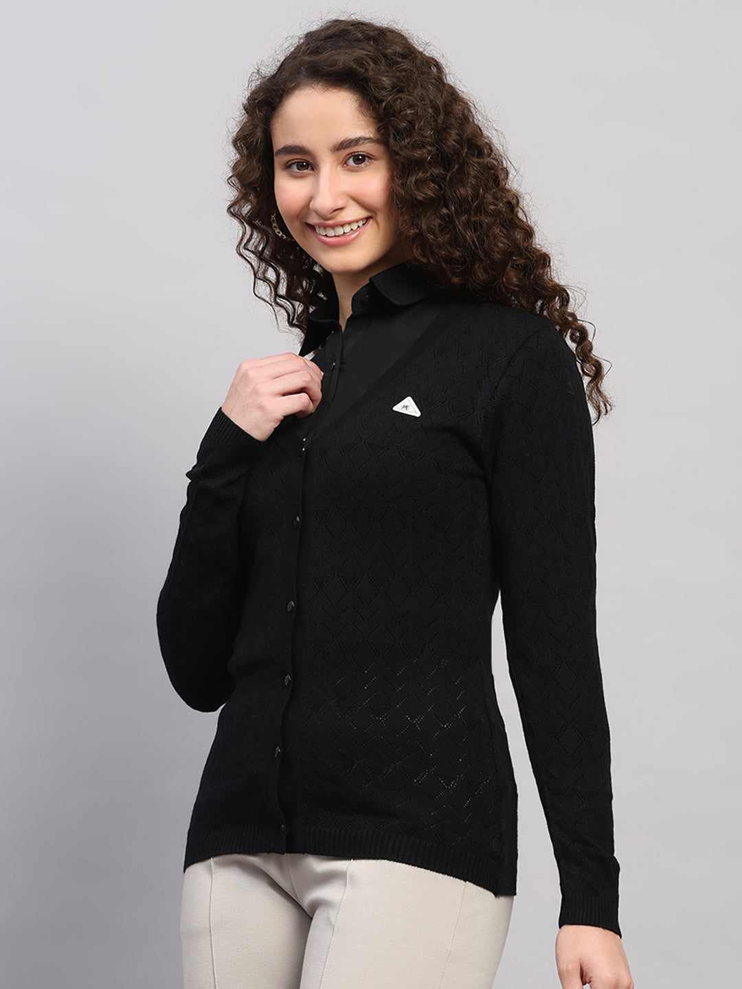 Women Black Self Design V Neck Full Sleeve Cardigan