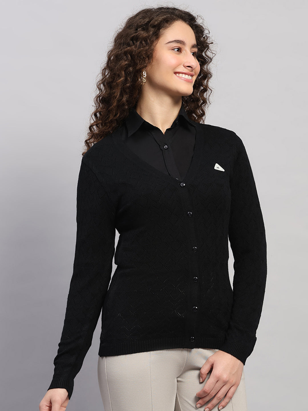 Women Black Self Design V Neck Full Sleeve Cardigan