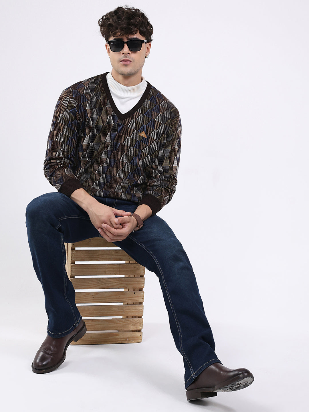 Men Brown Self Design V Neck Full Sleeve Pullover