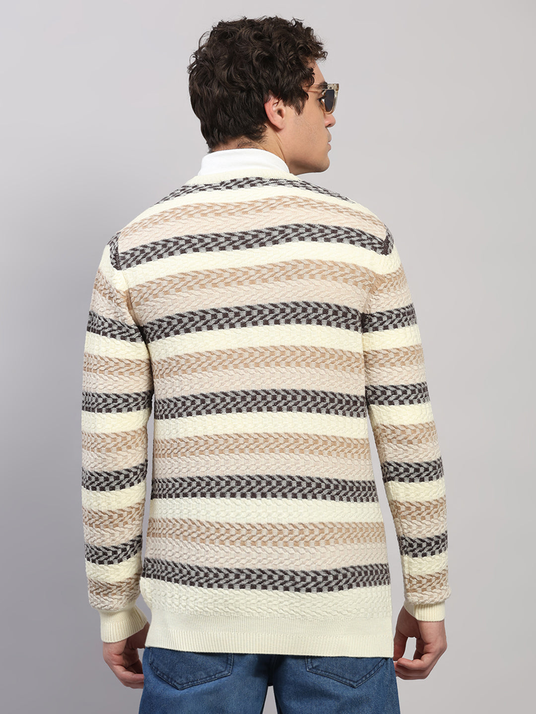 Men Off White Jaquard V Neck Full Sleeve Pullover