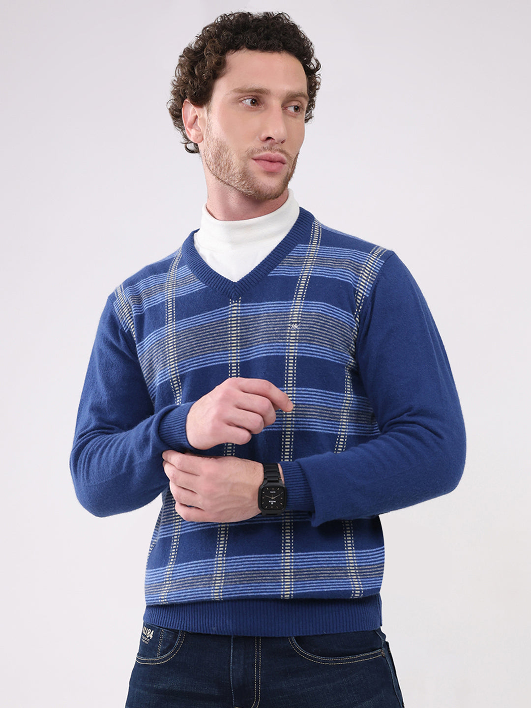 Men Dark Blue Printed V Neck Full Sleeve Pullover