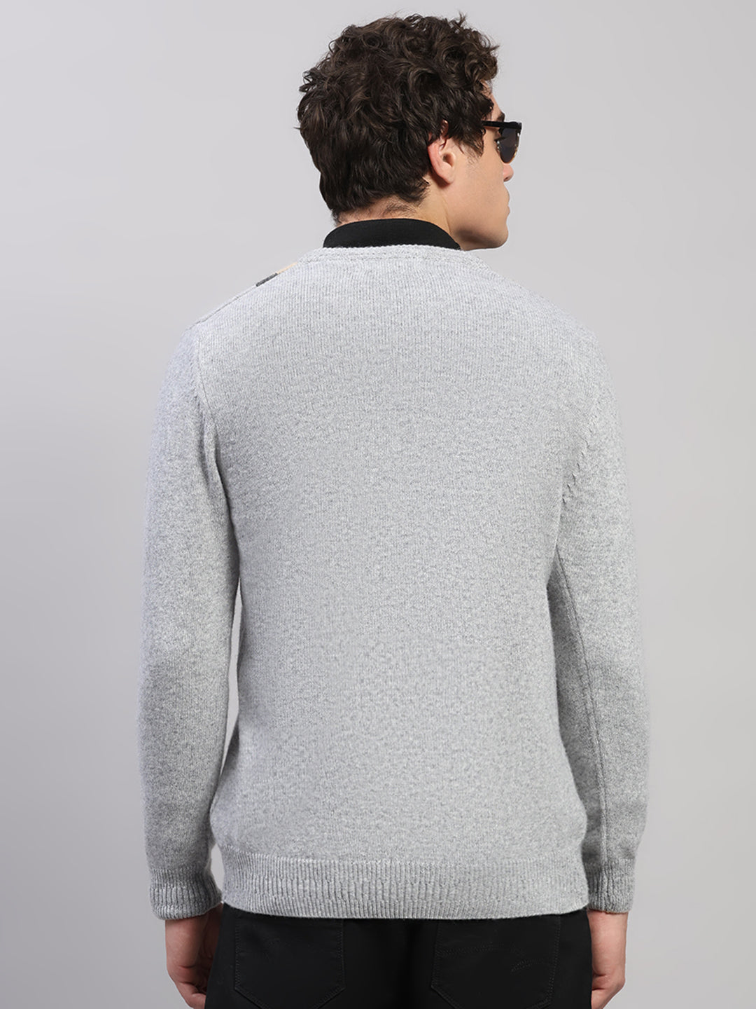 Men Light Grey Printed V Neck Full Sleeve Pullover