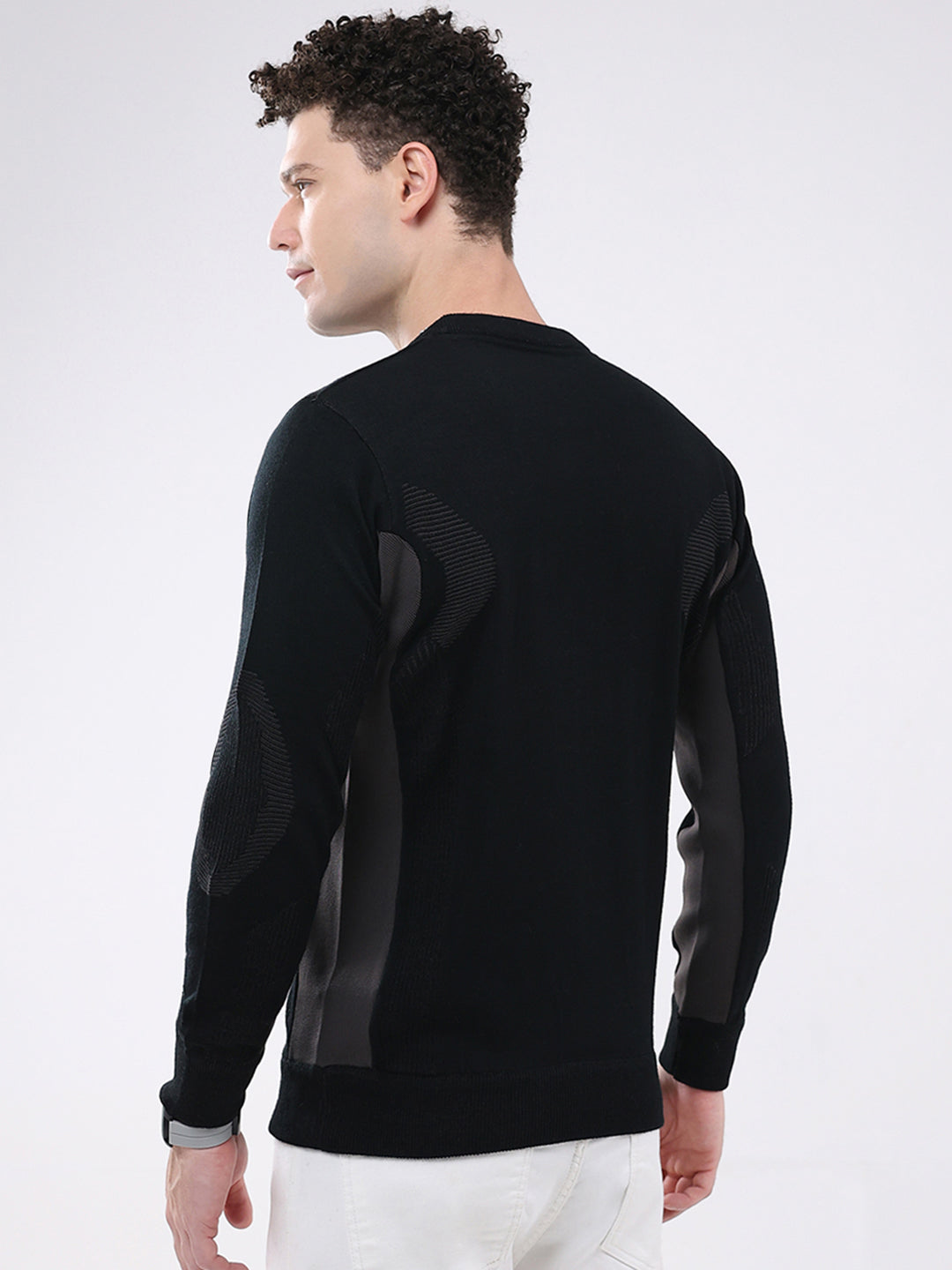 Men Black Solid Round Neck Full Sleeve Pullover