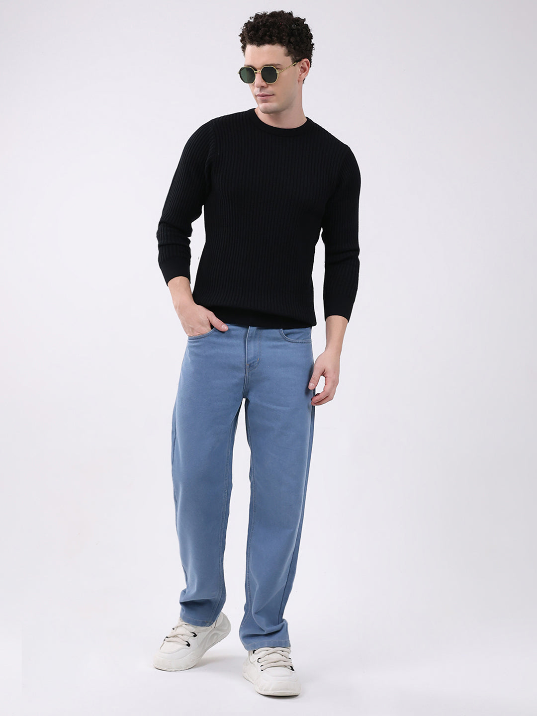 Men Black Solid Round Neck Full Sleeve Pullover