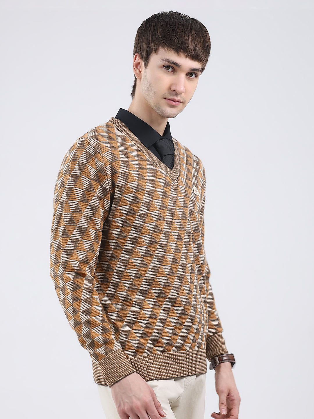 Men Brown Self Design V Neck Full Sleeve Pullover