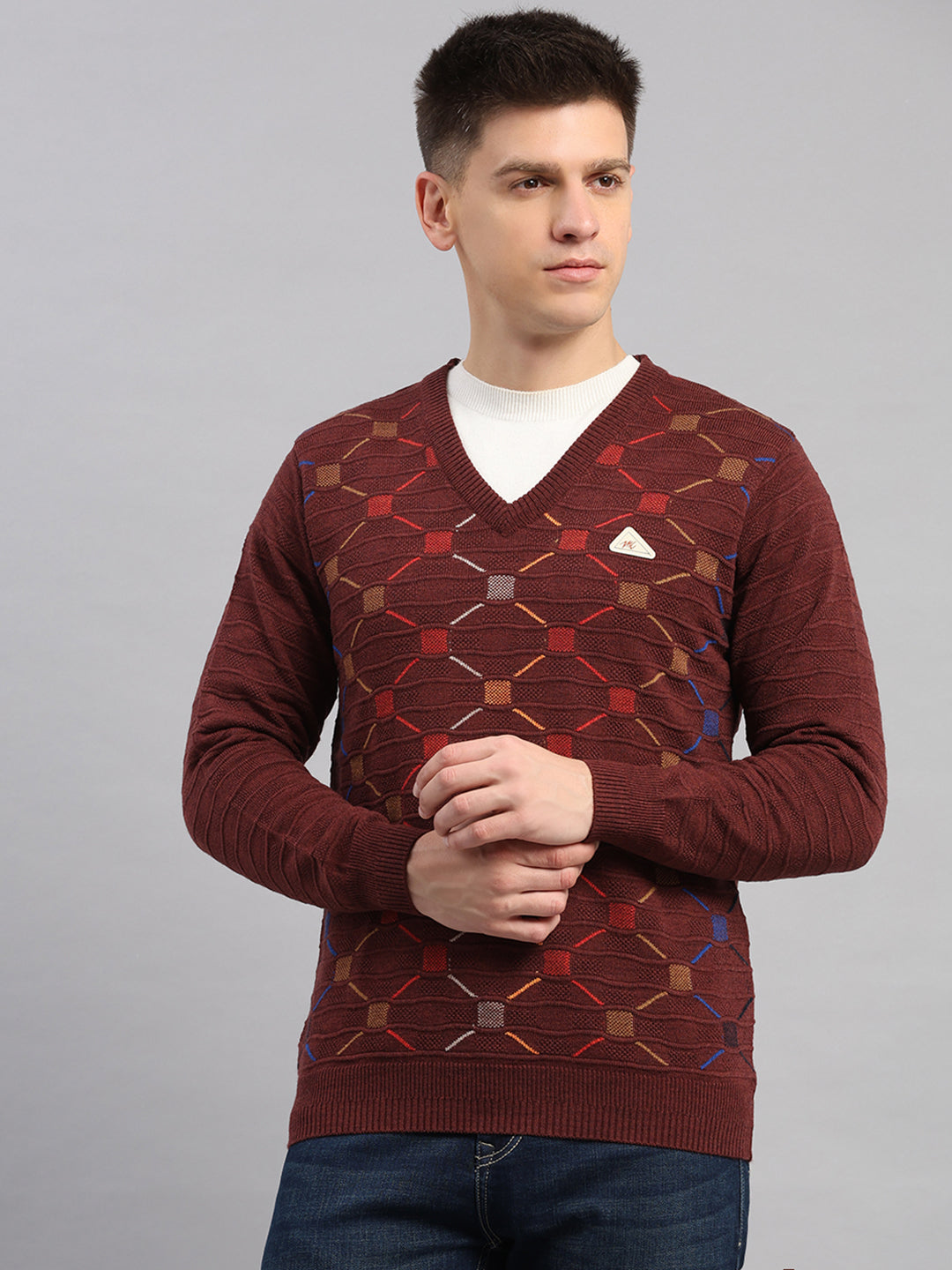 Men Maroon Printed V Neck Full Sleeve Pullover