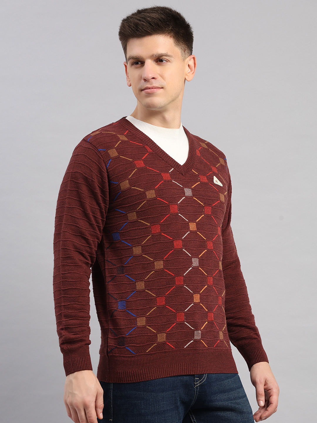 Men Maroon Printed V Neck Full Sleeve Pullover